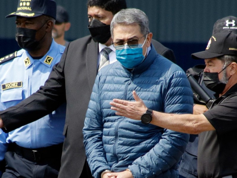 Former Honduran President Juan Orlando Hernández during his extradition to the United States.